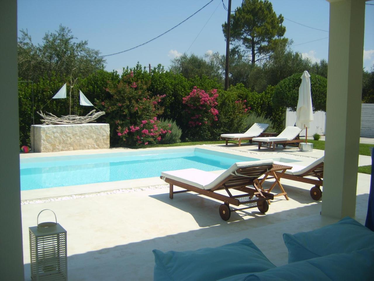 Villa Evanna Lefkimmi  Luaran gambar